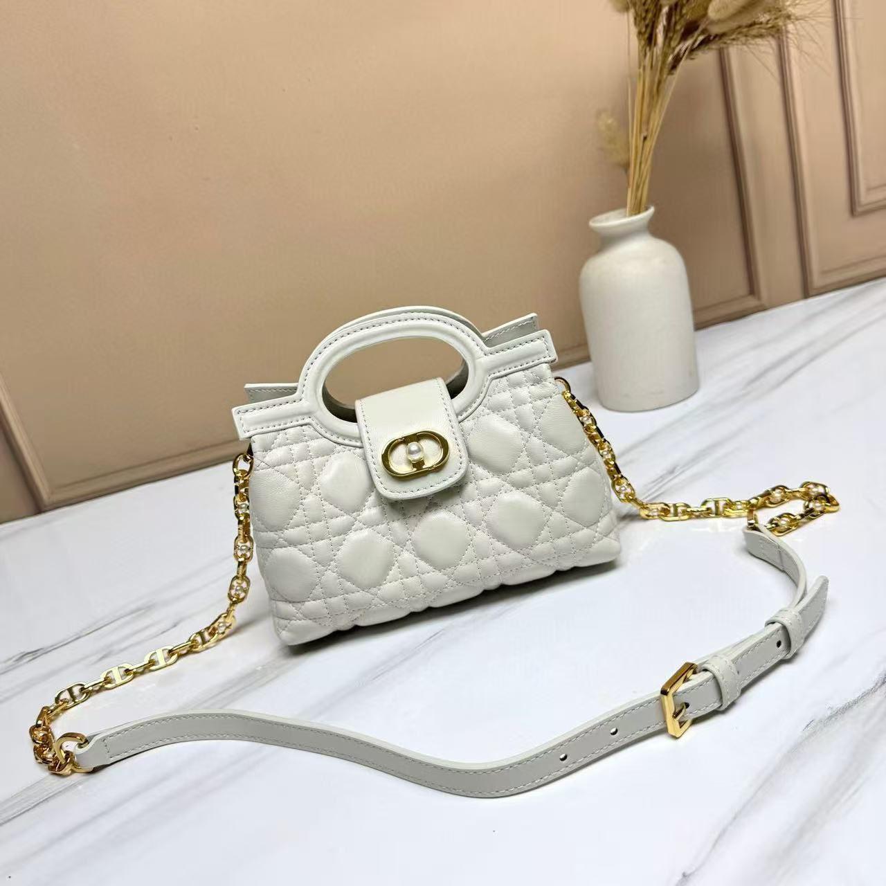 WhatsApp Image 2026-05-23 at 21.32.25 Diamond Touch 19cm Luxury Iconic Designer Bag - Image 1