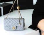 FLAP BAG 20CM GREY LAMBSKIN GOLD HARDWARE - Image 2