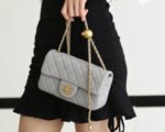 FLAP BAG 20CM GREY LAMBSKIN GOLD HARDWARE - Image 4