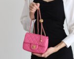 FLAP BAG 17CM PINK LAMBSKIN GOLD HARDWARE - Image 12