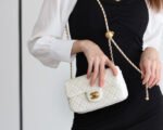 FLAP BAG 20CM WHITE LAMBSKIN GOLD HARDWARE - Image 4