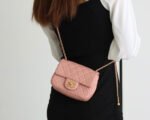 FLAP BAG 17CM BABY PINK LAMBSKIN GOLD HARDWARE - Image 3