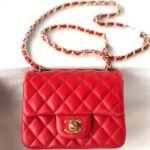 MINI SQUARE FLAP BAG 17CM RED LAMBSKIN GOLD HARDWARE - Image 10