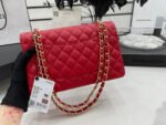 CC 25 CLASSIC SMALL DOUBLE FLAP BAG IN CHERRY RED CALFSKIN WITH STRAP - Image 13