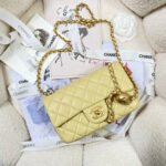 CHANEL 26S FLAP BAG 20 IN YELLOW LAMBSKIN - Image 5