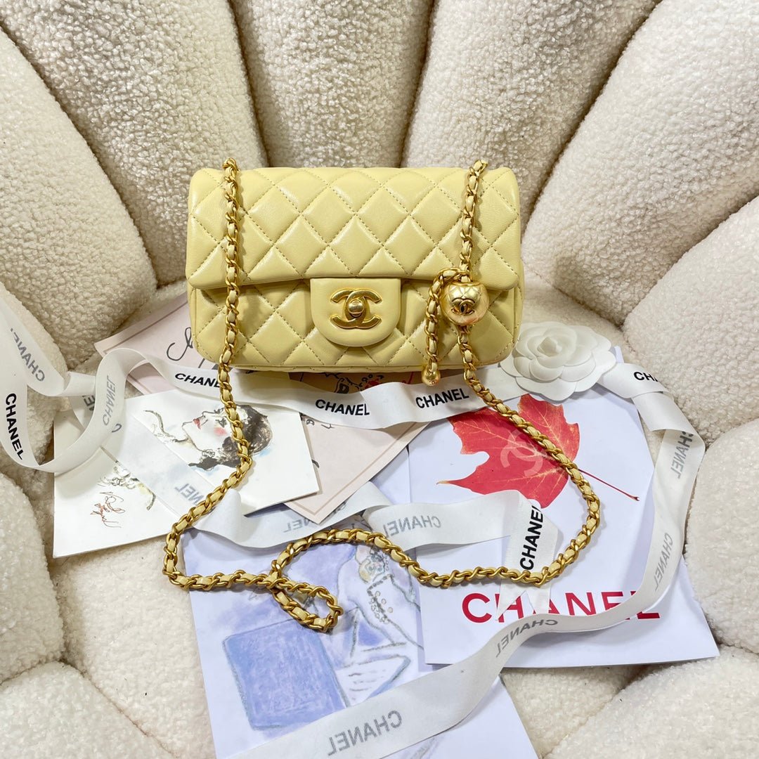 20220624_i1656017376_7854_0_jpg CHANEL 26S FLAP BAG 20 IN YELLOW LAMBSKIN - Image 1