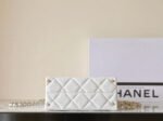CHANEL 25S FLAP BAG 21 CM IN WHITE LAMBSKIN WITH GOLD HARDWARE - Image 6