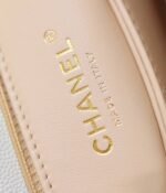 CHANEL 25S FLAP BAG 24 CM IN WHITE LAMBSKIN WITH GOLD HARDWARE - Image 18