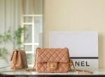 CHANEL 25S FLAP BAG 18 CM IN LIGHT BROWN LAMBSKIN WITH GOLD HARDWARE - Image 2