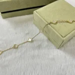 CLOVER 6 MOTIF WHITE MOP BRACELET - Gold, 16(Customizable)