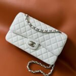 FLAP BAG 25 IN WHITE CAVIAR LAMBSKIN SILVER HARDWARE - Image 10