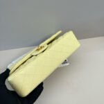 25C FLAP BAG 25 IN YELLOW QUILTED LAMBSKIN GOLD HARDWARE - Image 14
