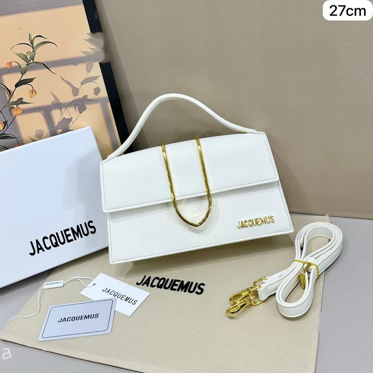 WhatsApp Image 2026-06-04 at 19.09.00 (3) Pearl Alba 24cm Luxury Designer Bag - Image 1