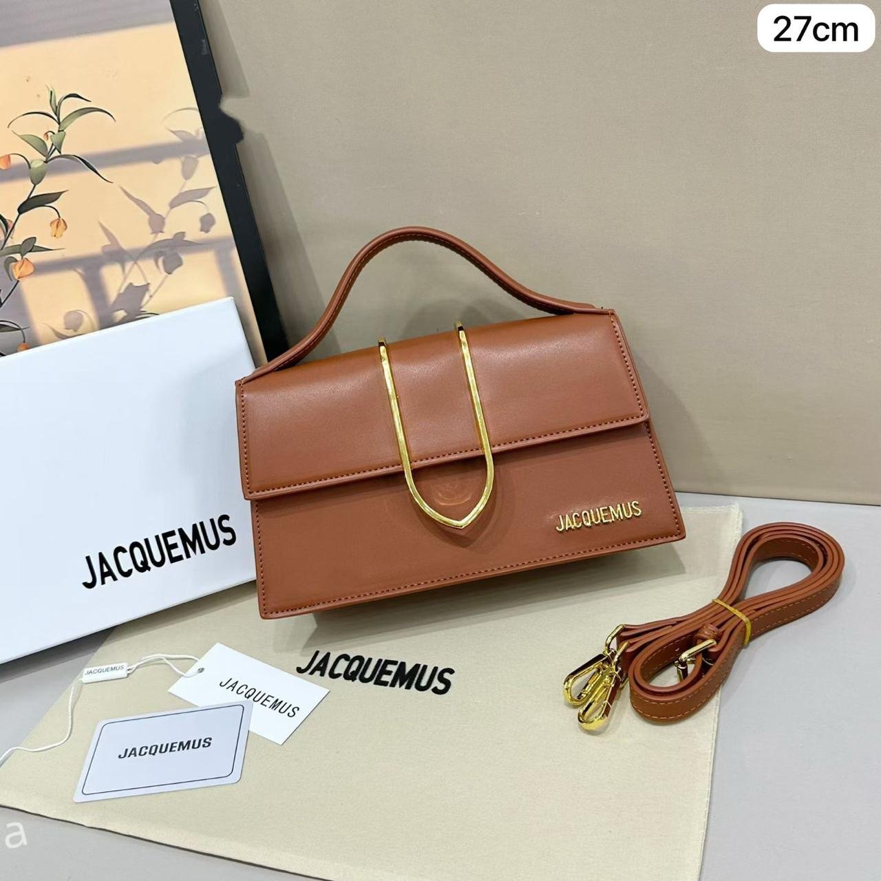 WhatsApp Image 2026-06-04 at 19.09.01 (2) Caramel Oro, 24cm Luxury Designer Bag - Image 1