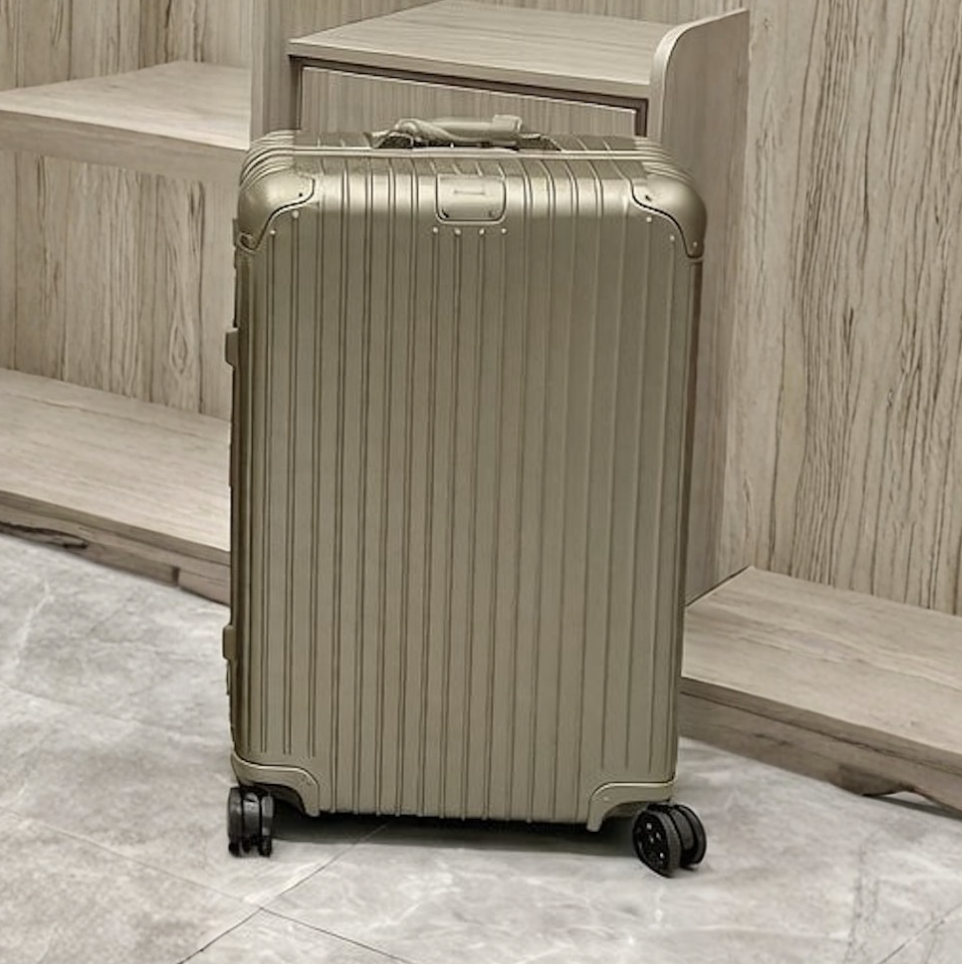 bg Large Imperial Gold Luxury Iconic Designer Suitcase - Image 1