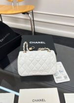 CHANEL 25S FLAP CHARM BAG 13 IN WHITE LAMBSKIN - Image 2
