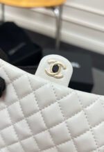 CHANEL 25S FLAP CHARM BAG 13 IN WHITE LAMBSKIN - Image 12