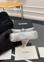 CHANEL 25S FLAP CHARM BAG 13 IN SILVER METALLIC LAMBSKIN - Image 4