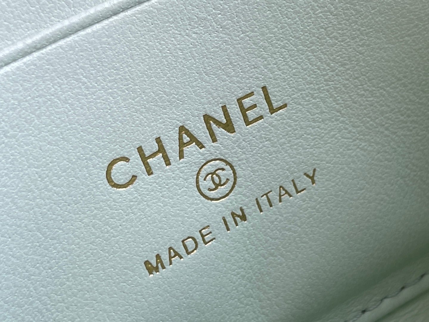 CHANEL 25S KELLY 18 CM IN MINT GREEN LAMBSKIN - Image 16