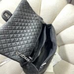 CHANEL 26S FLAP BAG 46 IN BLACK CAVIAR CALFSKIN - Image 4