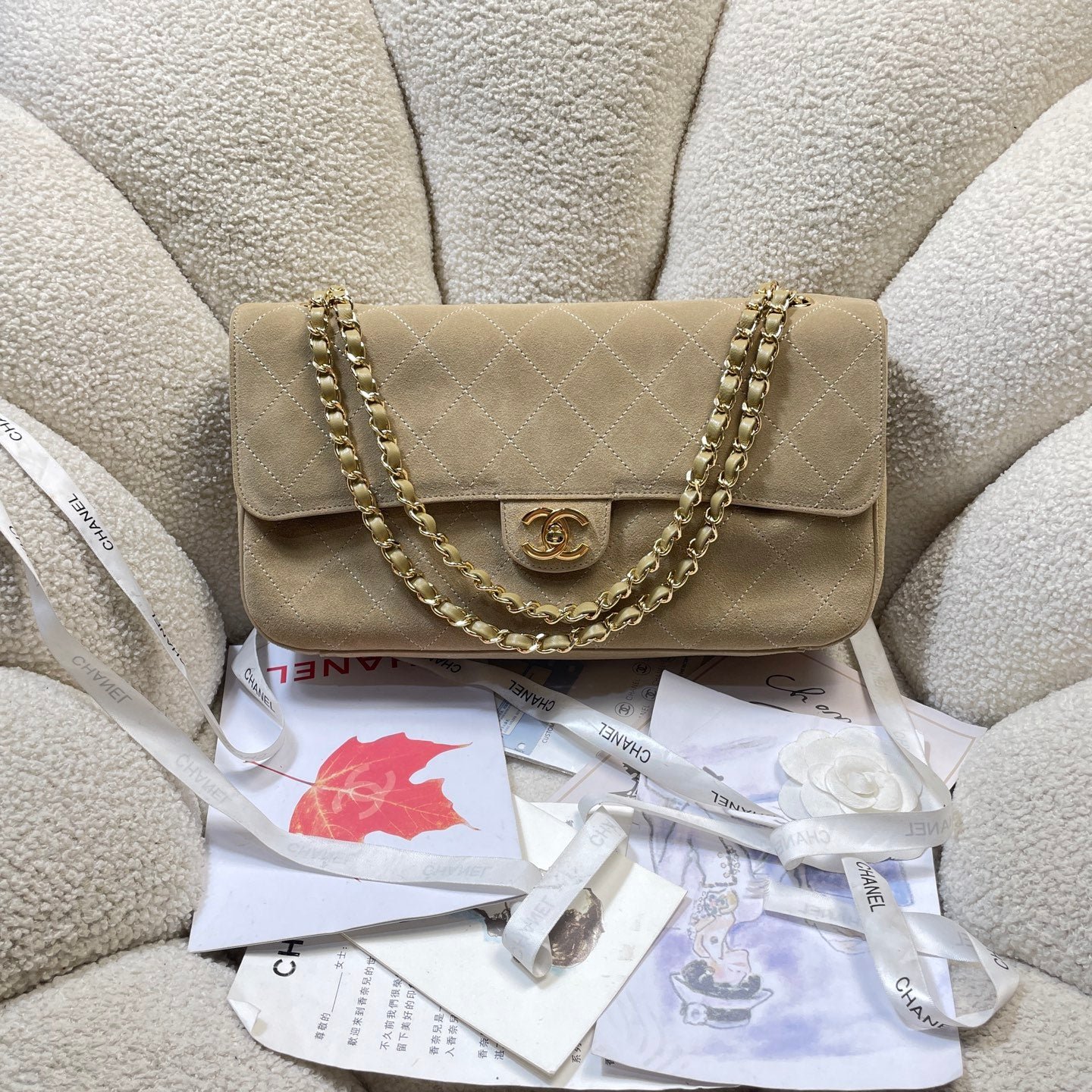 img_0a644df0_20260420_i1776618435901_2007_0_0_jpg CHANEL 26S CLASSIC FLAP 33 IN BEIGE SUEDE - Image 1