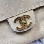 CHANEL 26S CLASSIC FLAP 33 IN BEIGE SUEDE - Image 5