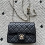 CHANEL 25S CLASSIC FLAP BAG MINI 18 IN BLACK LAMBSKIN WITH GOLD HARDWARE - Image 10
