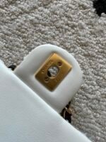 CHANEL 25S MINI FLAP BAG 23 IN CREAM WHITE TWEED WITH GOLD HARDWARE - Image 16