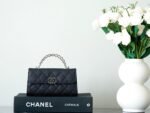 CHANEL 25S KELLY IN BLACK LAMBSKIN WITH GOLD HARDWARE - Image 2