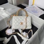 CHANEL 25S CLASSIC COCO HANDLE BAG 19 CM IN WHITE LAMBSKIN WITH GOLD HARDWARE - Image 9
