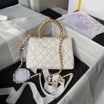 CHANEL 25S CLASSIC COCO HANDLE BAG 19 CM IN WHITE LAMBSKIN WITH GOLD HARDWARE - Image 6