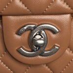 CHANEL 25S FLAP BAG 23 IN DARK CARAMEL CALFSKIN SILVER HARDWARE - Image 4