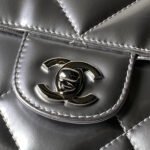 CHANEL 25S FLAP BAG 29 IN SILVER METALLIC CALFSKIN - Image 11