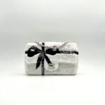 CHANEL 25S FLAP BAG 20 CM IN WHITE SEQUINS WITH BLACK BOW - Image 5
