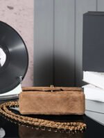 CHANEL 25S FLAP BAG 20 IN BROWN SUEDE WITH GOLD HARDWARE - Image 16