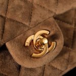 CHANEL 25S FLAP BAG 20 IN BROWN SUEDE WITH GOLD HARDWARE - Image 12