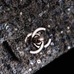 CHANEL 25S FLAP BAG 21 CM IN DARK GREY SEQUINED TWEED - Image 5