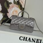 MINI FLAP BAG 20 IN LIGHT GRAY GLOSSY CALFSKIN GOLD HARDWARE - Image 10