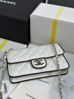 QUILTED FLAP BAG WITH BLACK TRIM 19 IN WHITE LAMBSKIN - Image 13