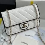 QUILTED FLAP BAG WITH BLACK TRIM 19 IN WHITE LAMBSKIN - Image 9