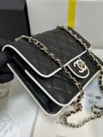 QUILTED FLAP BAG WITH WHITE TRIM 19 IN BLACK LAMBSKIN - Image 12