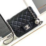 CC SMALL 17 FLAP BAG IN BLACK CALFSKIN - Image 10