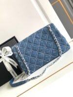 CC MINI 25 CLASSIC BAG IN BLUE COBALT DENIM - Image 2