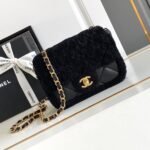 CHANEL 25S FLAP BAG 18 CM IN BLACK WOOL AND LAMBSKIN - Image 10