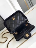 CHANEL 25S FLAP BAG 18 CM IN BLACK WOOL AND LAMBSKIN - Image 6