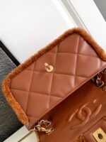 CHANEL 25S FLAP BAG 23.5 CM IN BROWN WOOL AND LAMBSKIN - Image 2