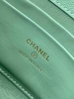 CHANEL 25S KELLY BAG 18 IN LIGHT GREEN CAVIAR LEATHER WITH GOLD HARDWARE - Image 15