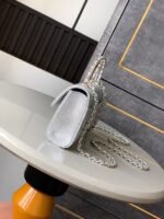 CHANEL 25S KELLY BAG 18 IN SILVER CAVIAR LEATHER WITH GOLD HARDWARE STYLE 2 - Image 5