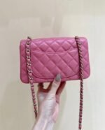 CHANEL 25S FLAP BAG 20 CM IN PINK LAMBSKIN WITH GOLD HARDWARE - Image 8
