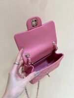 CHANEL 25S FLAP BAG 17 CM IN PINK LAMBSKIN WITH GOLD HARDWARE - Image 5